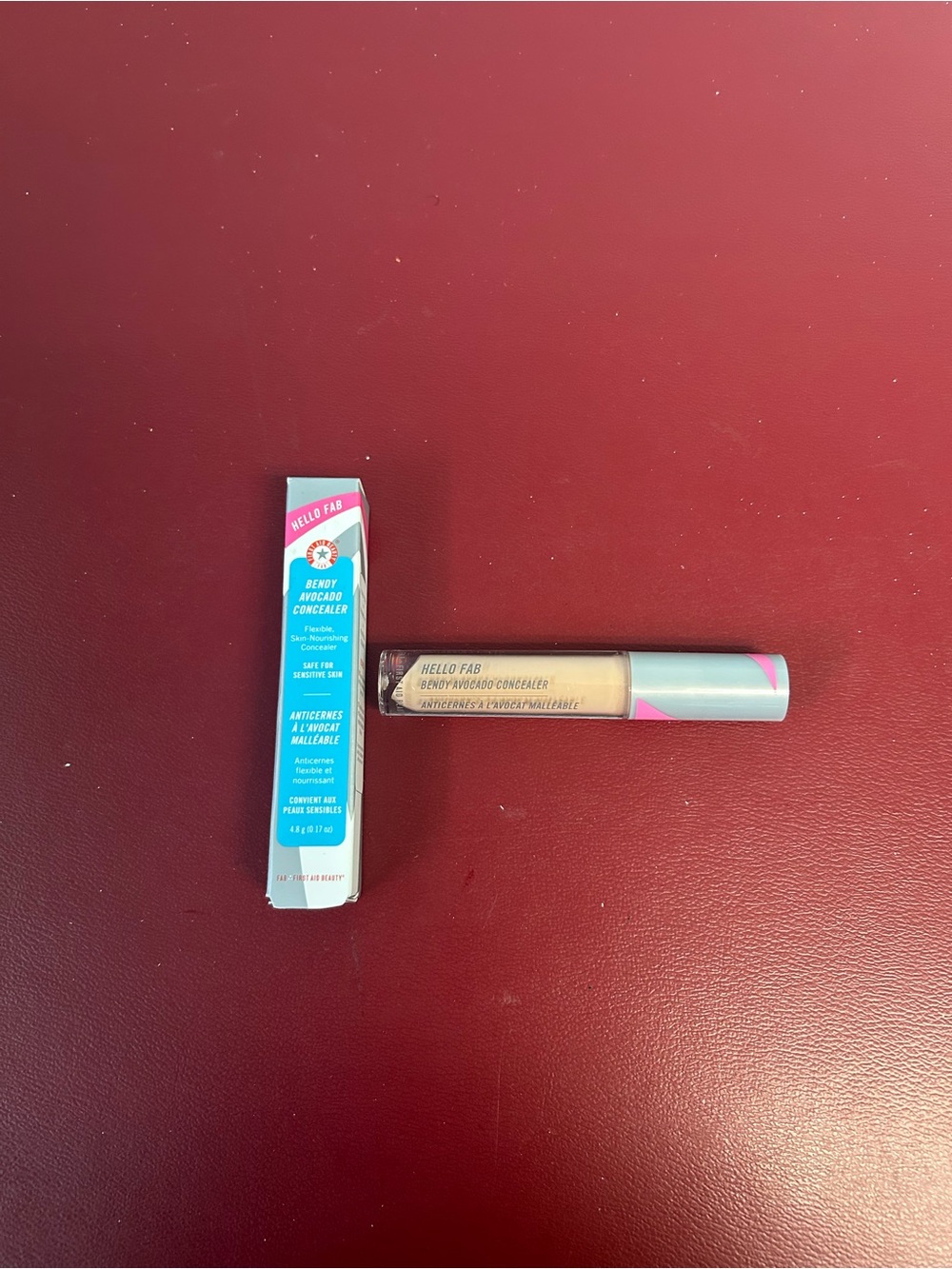 Hello FAB Bendy Avocado Concealer 4.8g/0.17oz Full Size 4 Medium/Moyen